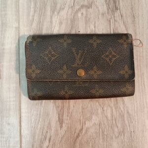 Authentic Louis Vuitton Monogram Canvas Wallet - Brown